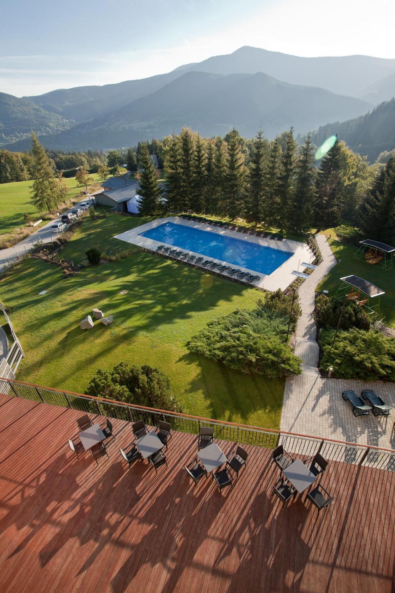 Hotel Beltine Forest 4*